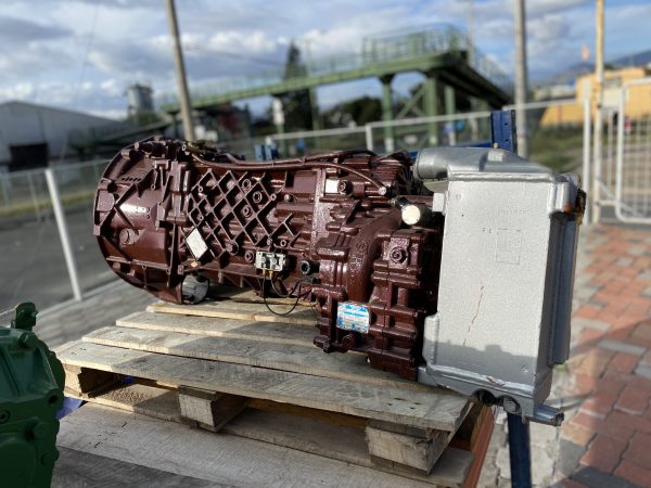 Caja De Camion Zf Con It 16S181 - Imagen 5