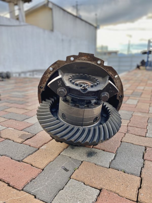 Diferencial Posterior Rockwell Meritor 46 Mil Libras - Imagen 4