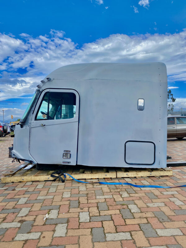 Cabina Cabezal Freightliner Columbia - Imagen 6